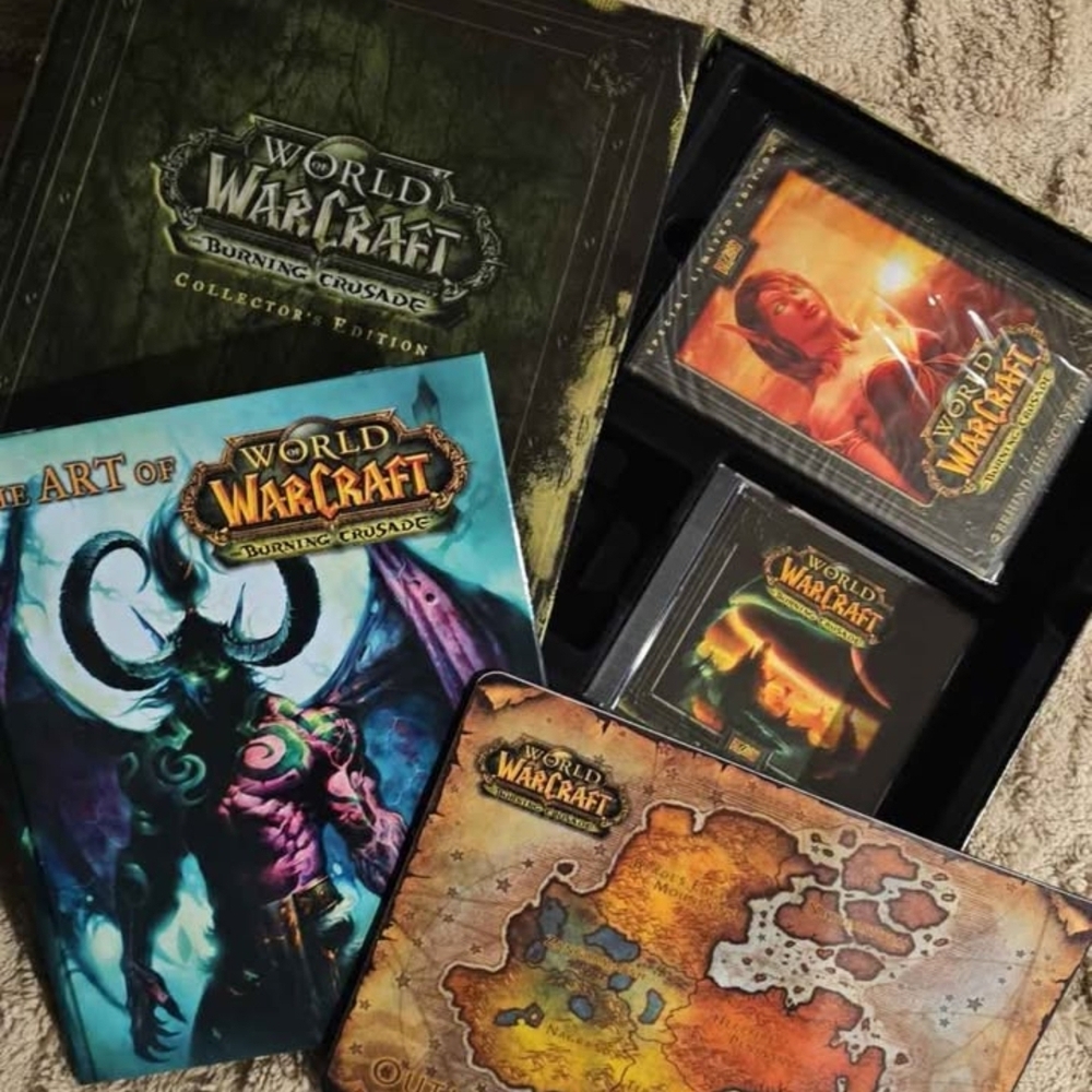 World of Warcraft Collector's Edition Sets - Picture 3 of 4